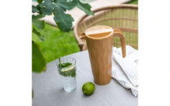 Koziol Club Pitcher Superglas Kanne Mit Deckel 1,5 Liter Nature Leaf Green -Campingkochgeschirr Geschäft 693194 4744886